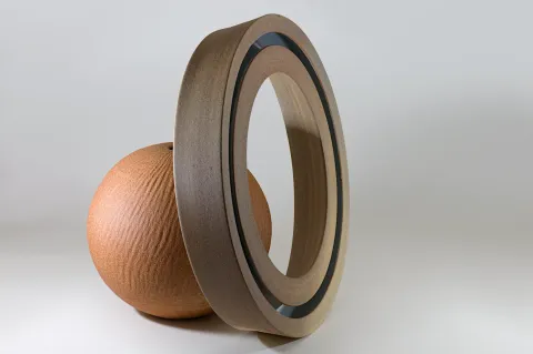 Spherical Vase 3 and Collider