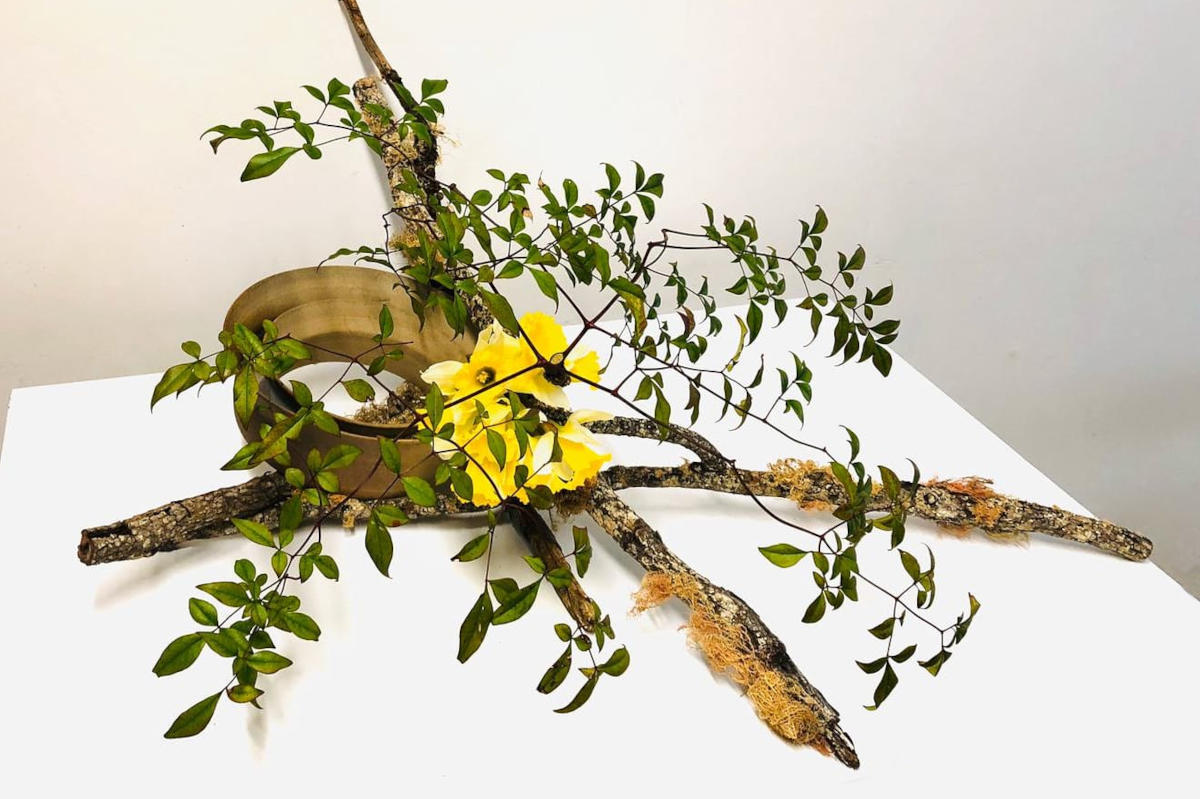 Ikebana No. 2  Stoneware – CONVIVIAL