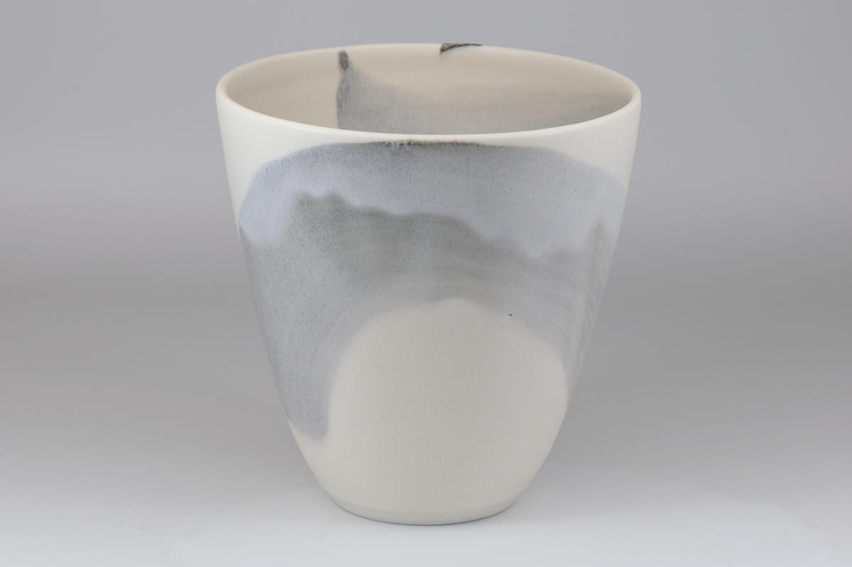 Bowl with Grey-Purple Brushwork