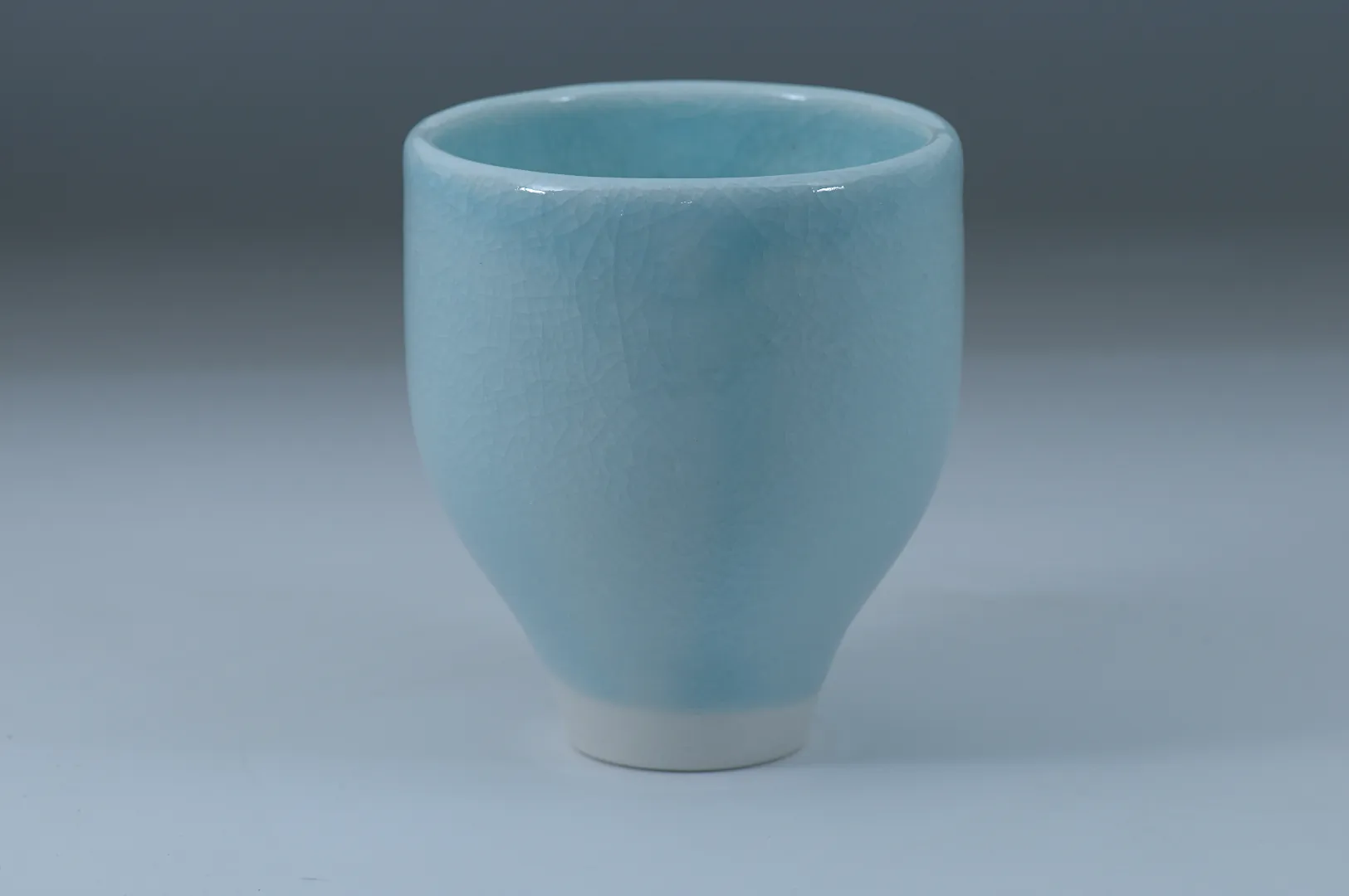 Cup Ice Blue Crackle Glaze