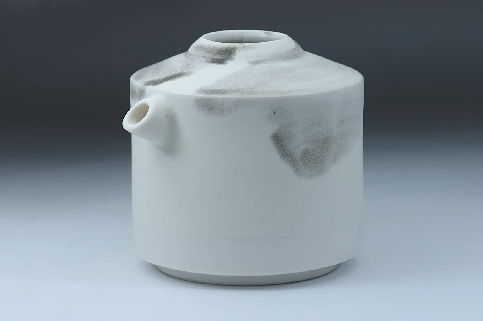 Porcelain Flask with Brushwork