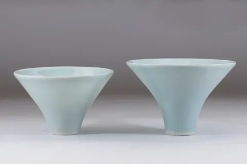 Cone Cups Blue ice Crackle Cone Cups Blue ice Crackle