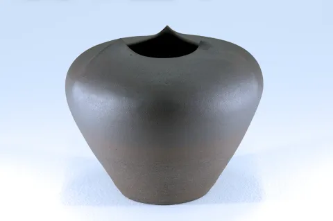 Spherical Vase 3 Peaks